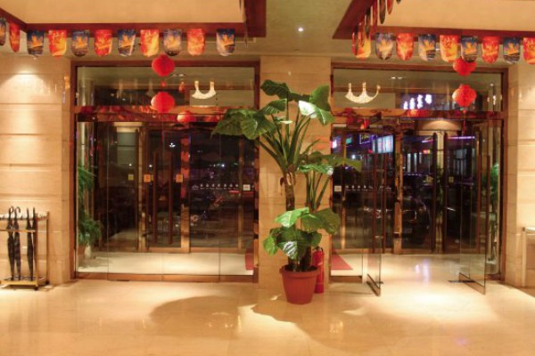 来南坪，泡温泉+按摩，养生又解压