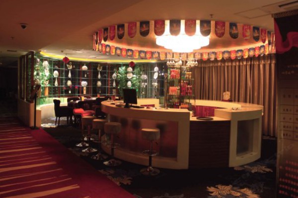 重庆肠胃按摩团购来袭，舒舒服服过春天！